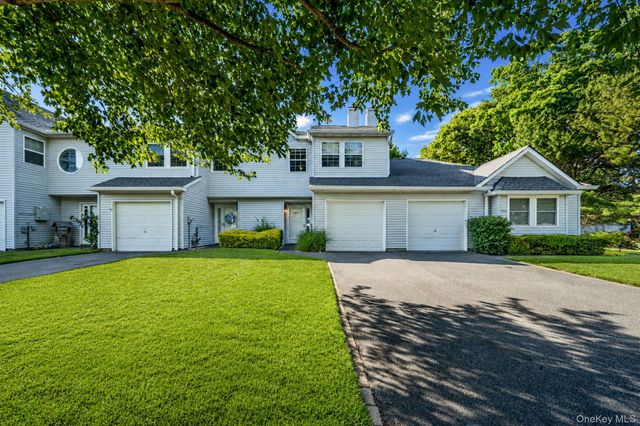 908 Sara Circle, Port Jefferson Station, NY 11776