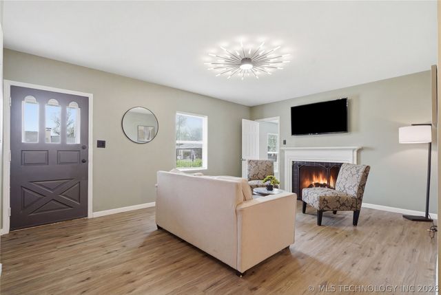 1341 S Sandusky Avenue, Tulsa, OK 74112