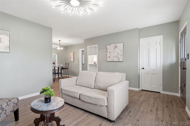 1341 S Sandusky Avenue, Tulsa, OK 74112