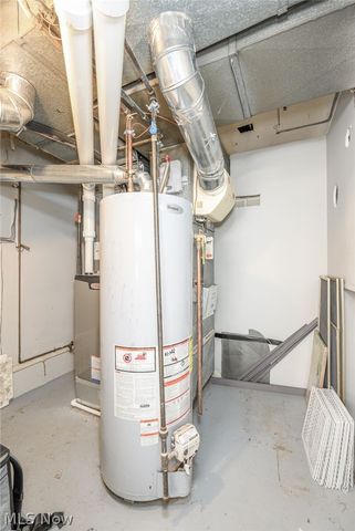 3711 Meadowbrook Boulevard, University Heights, OH 44118