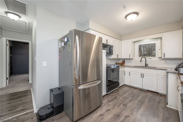 3711 Meadowbrook Boulevard, University Heights, OH 44118