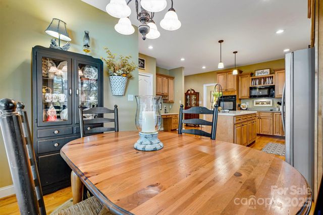 1566 Shearers Road, Mooresville, NC 28115