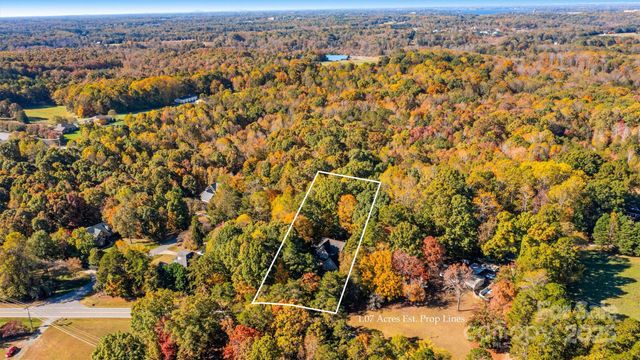 1566 Shearers Road, Mooresville, NC 28115