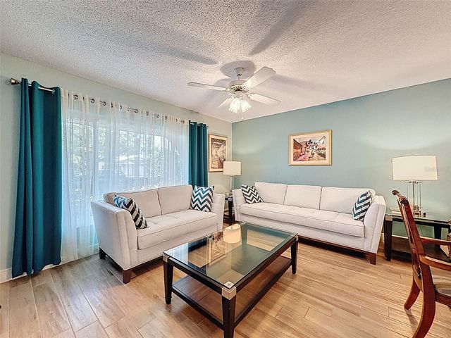 7923 SINGING COURT PLACE, Tampa, FL 33615