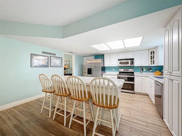 7923 SINGING COURT PLACE, Tampa, FL 33615