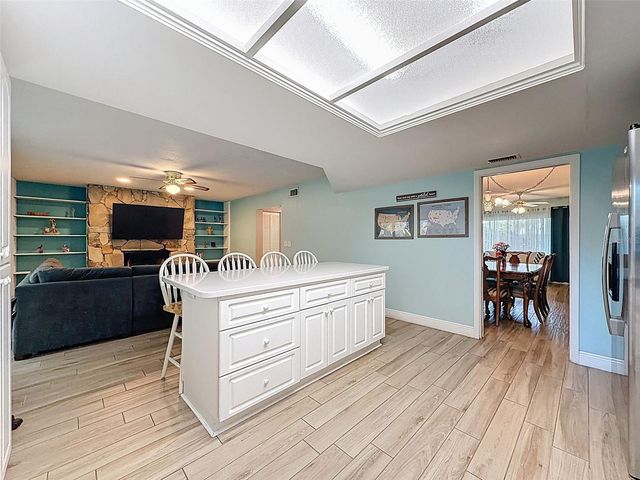 7923 SINGING COURT PLACE, Tampa, FL 33615