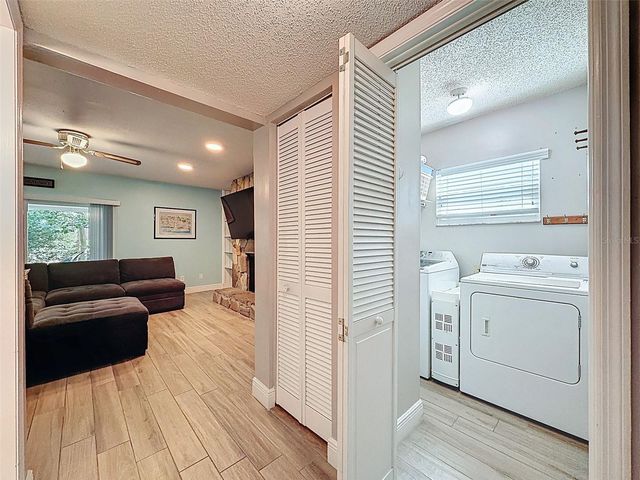 7923 SINGING COURT PLACE, Tampa, FL 33615