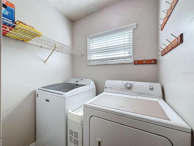 7923 SINGING COURT PLACE, Tampa, FL 33615