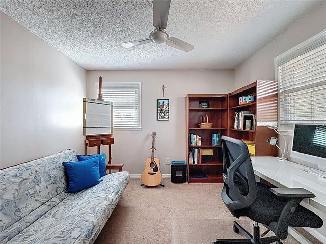 7923 SINGING COURT PLACE, Tampa, FL 33615