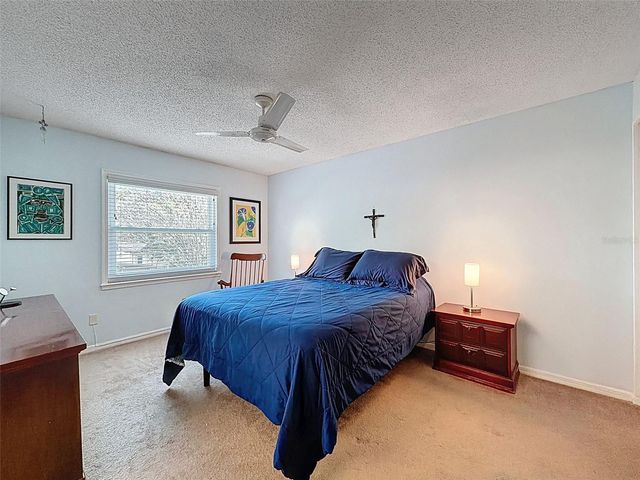 7923 SINGING COURT PLACE, Tampa, FL 33615