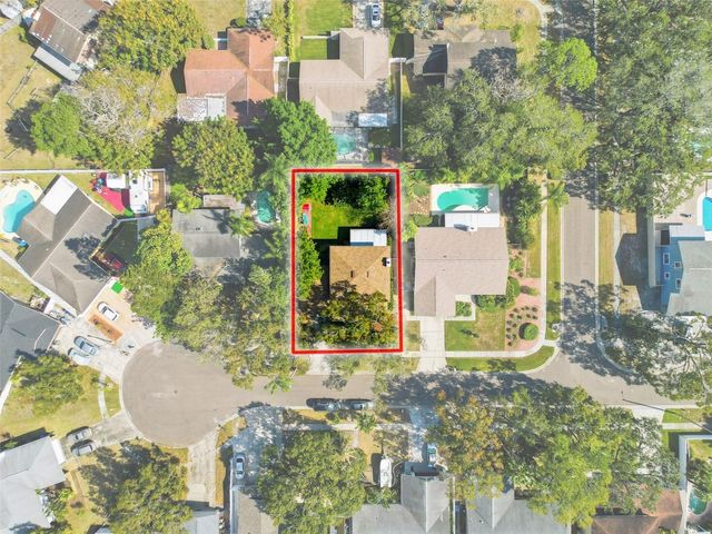 7923 SINGING COURT PLACE, Tampa, FL 33615
