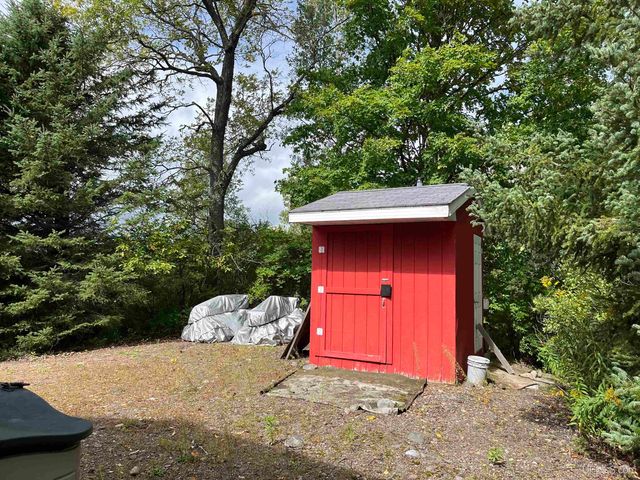 8190 Forest 2447 Road, Florence T-wi, WI 54121