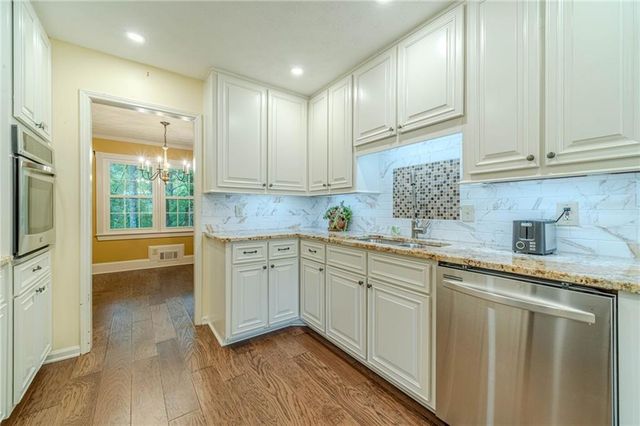 1600 Oleander Lane SW, Lilburn, GA 30047