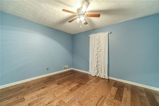 1600 Oleander Lane SW, Lilburn, GA 30047