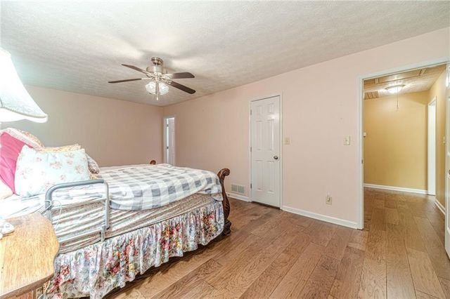 1600 Oleander Lane SW, Lilburn, GA 30047