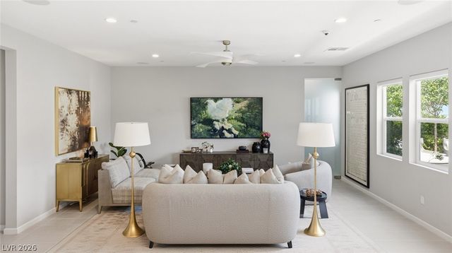 10196 Sequoia Glen Avenue, Las Vegas, NV 89166