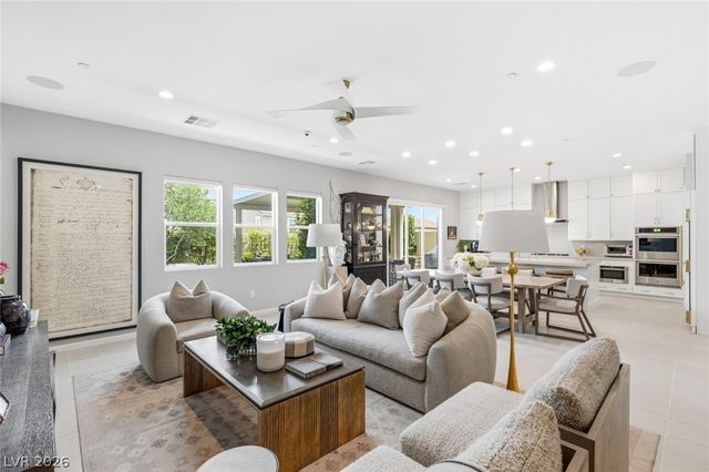 10196 Sequoia Glen Avenue, Las Vegas, NV 89166
