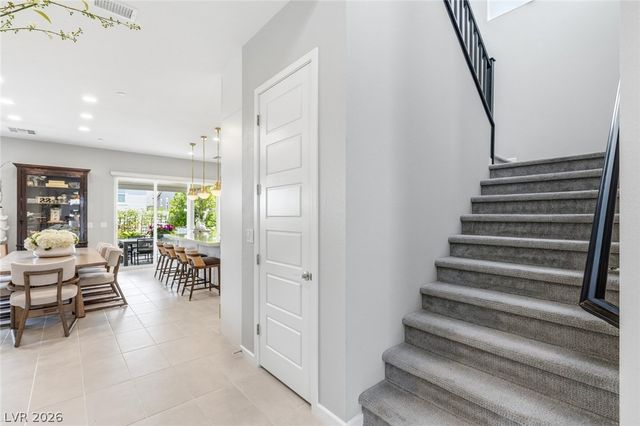 10196 Sequoia Glen Avenue, Las Vegas, NV 89166