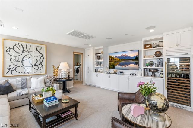 10196 Sequoia Glen Avenue, Las Vegas, NV 89166