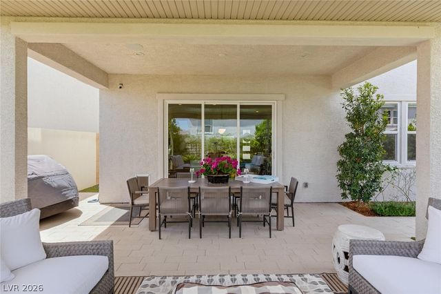 10196 Sequoia Glen Avenue, Las Vegas, NV 89166