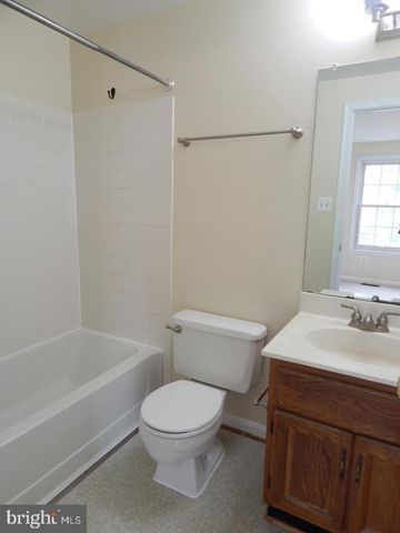 3055 BRAXTON WOOD CT, Fairfax, VA 22031