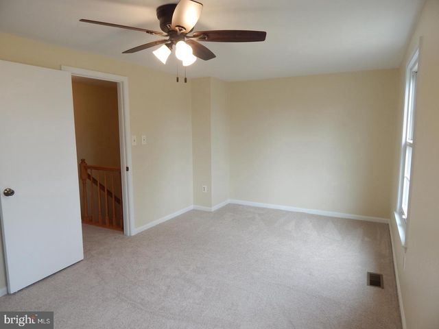 3055 BRAXTON WOOD CT, Fairfax, VA 22031