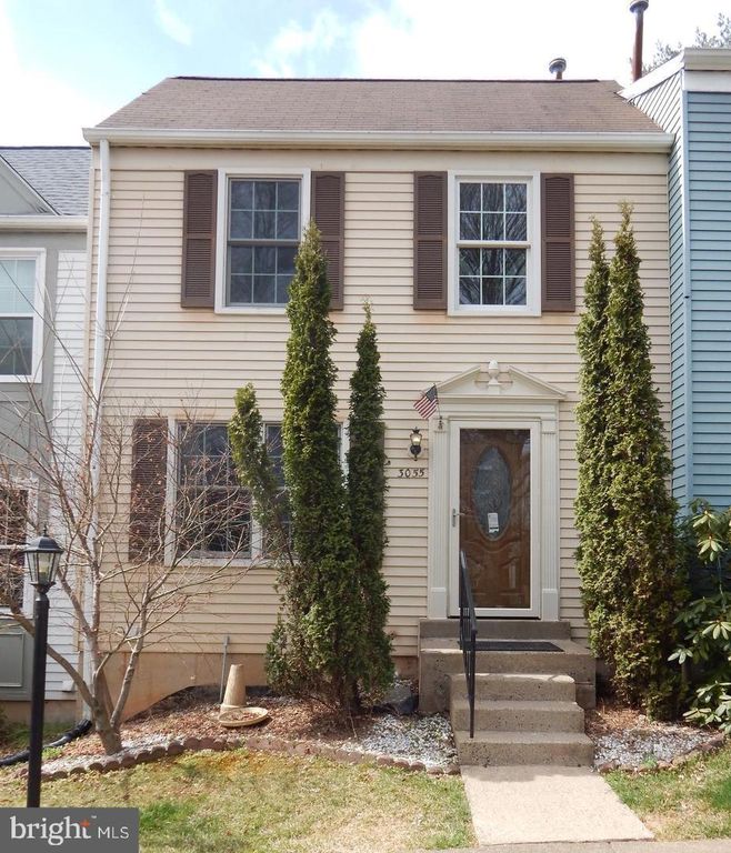 3055 BRAXTON WOOD CT, Fairfax, VA 22031