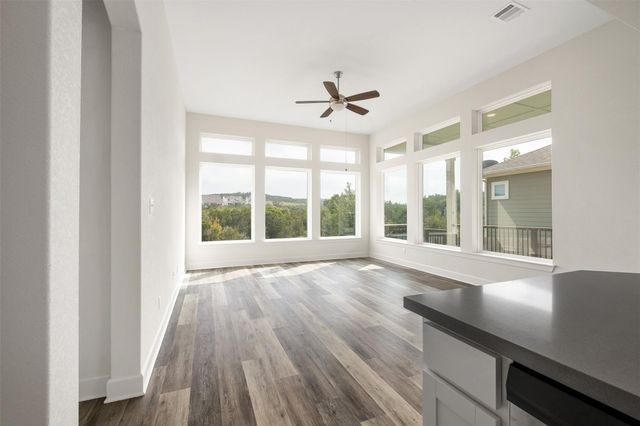 748 Hazy Hills LOOP, Dripping Springs, TX 78620