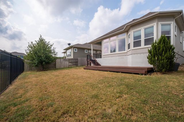 748 Hazy Hills LOOP, Dripping Springs, TX 78620