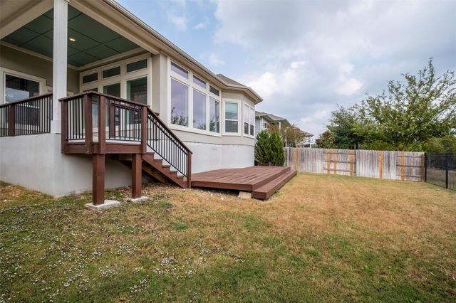 748 Hazy Hills LOOP, Dripping Springs, TX 78620