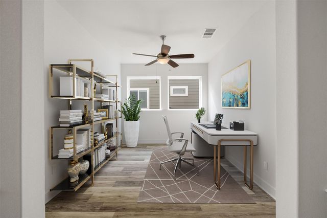 748 Hazy Hills LOOP, Dripping Springs, TX 78620