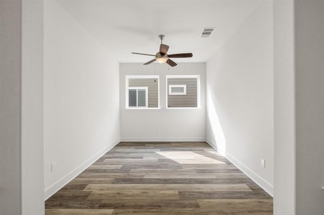 748 Hazy Hills LOOP, Dripping Springs, TX 78620