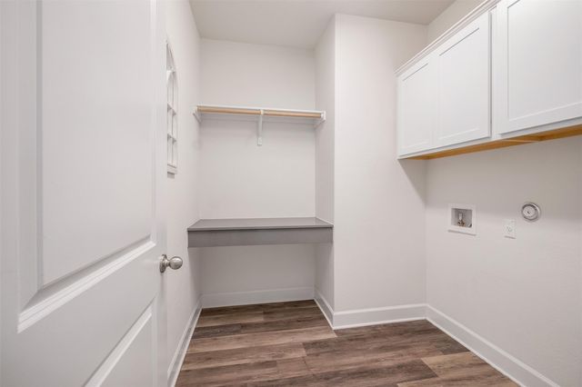 748 Hazy Hills LOOP, Dripping Springs, TX 78620