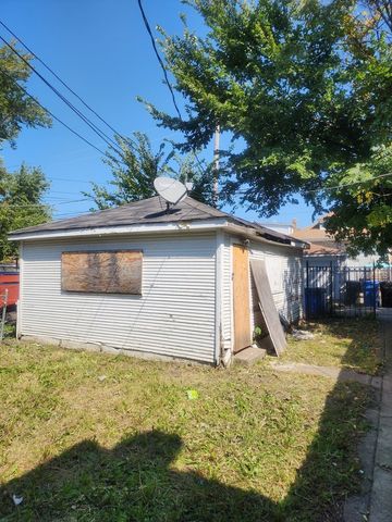 7723 S Honore Street, Chicago, IL 60620