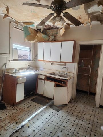 7723 S Honore Street, Chicago, IL 60620