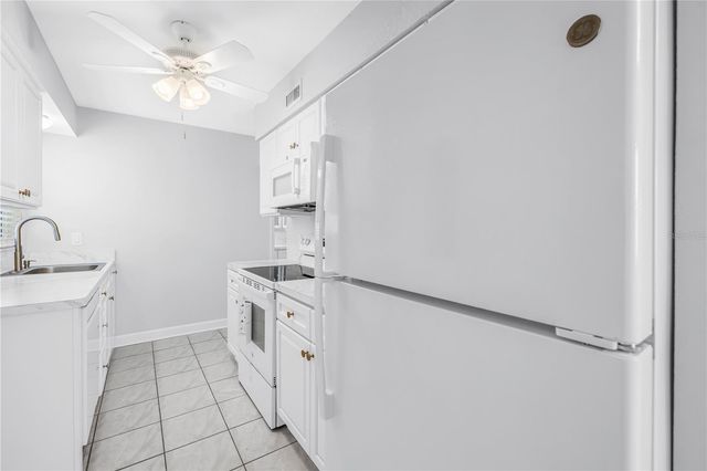 6960 SUNSET DRIVE S 1A, South Pasadena, FL 33707