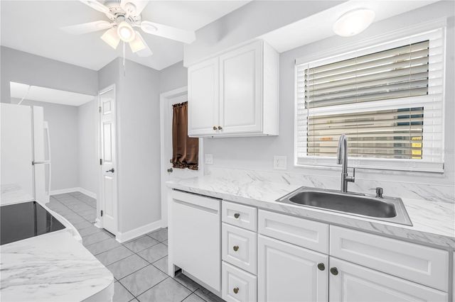 6960 SUNSET DRIVE S 1A, South Pasadena, FL 33707