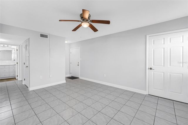 6960 SUNSET DRIVE S 1A, South Pasadena, FL 33707