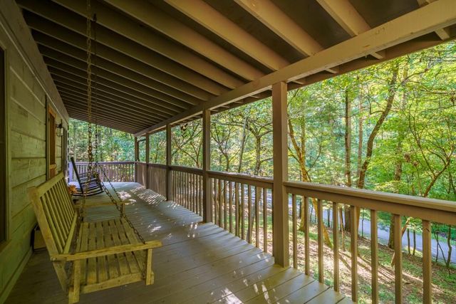 19 Blackberry Falls Lane, Ellijay, GA 30536