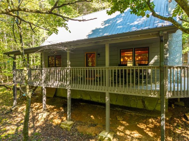 19 Blackberry Falls Lane, Ellijay, GA 30536