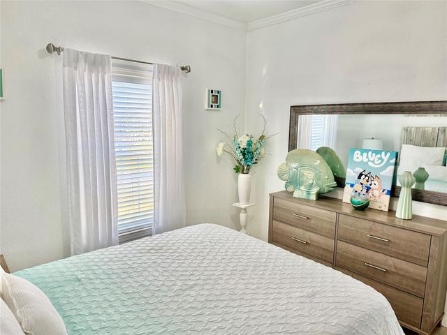 981 Nassau Drive, Crystal Beach, TX 77650