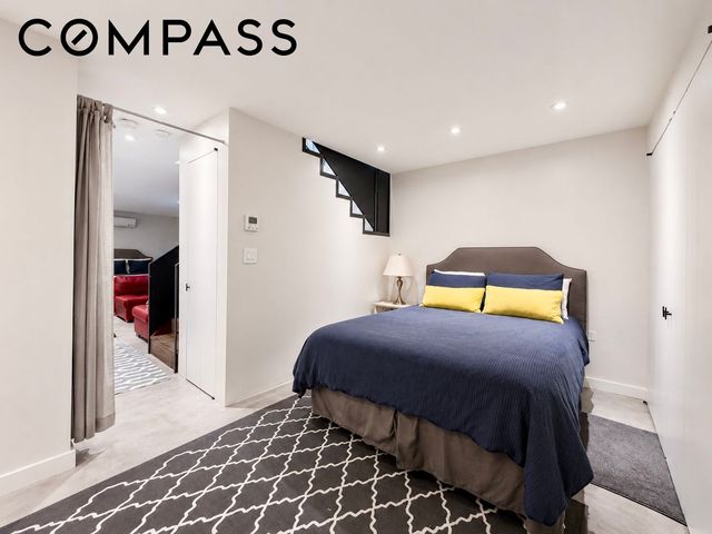 265 Hoyt Street, New York City, NY 11217