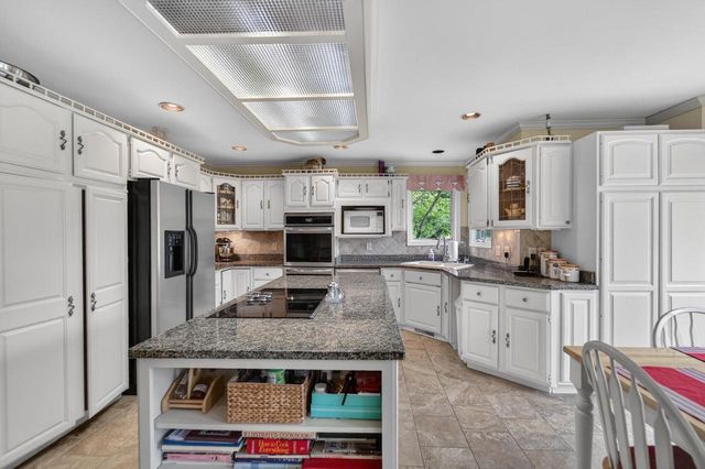 6359 Brandywood Trail, Sun Prairie, WI 53590
