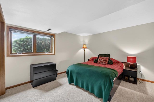 6359 Brandywood Trail, Sun Prairie, WI 53590