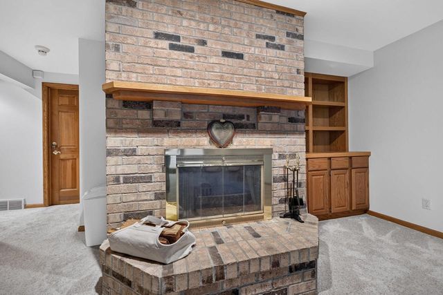 6359 Brandywood Trail, Sun Prairie, WI 53590