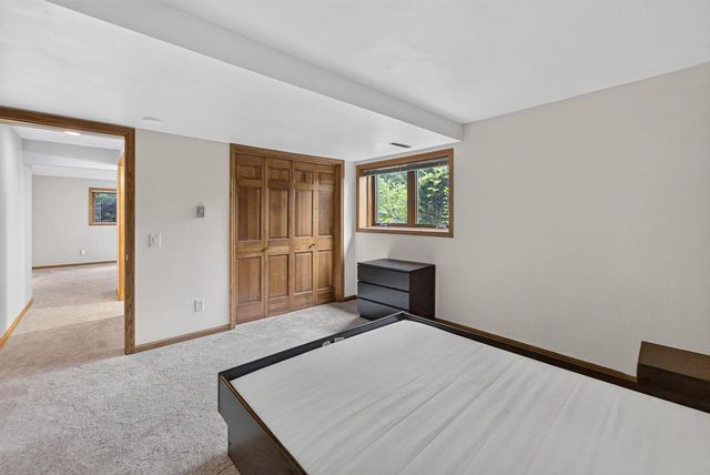 6359 Brandywood Trail, Sun Prairie, WI 53590