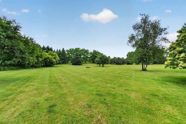6359 Brandywood Trail, Sun Prairie, WI 53590