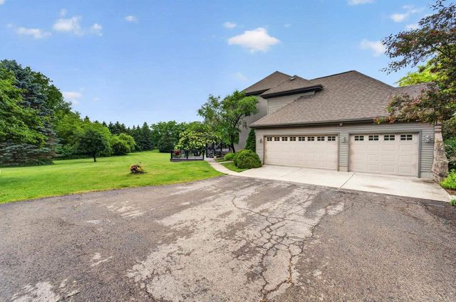 6359 Brandywood Trail, Sun Prairie, WI 53590
