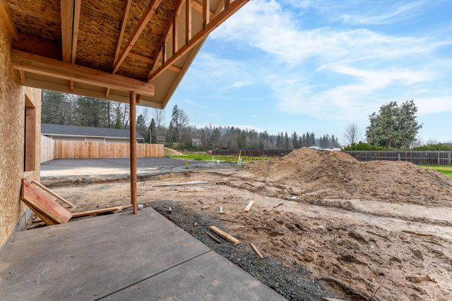 2724 Denton Trail, Grants Pass, OR 97527