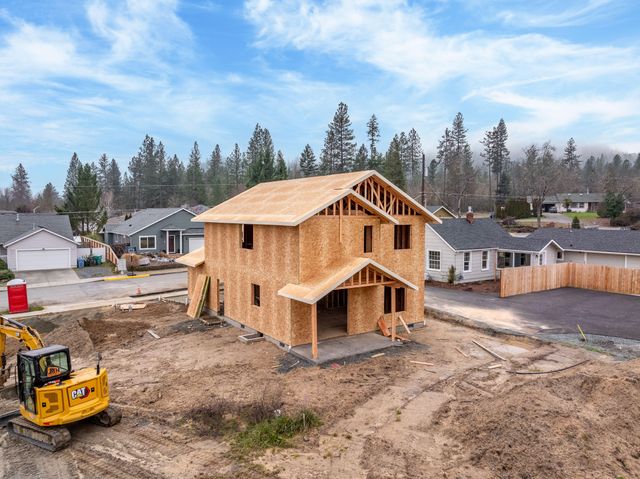 2724 Denton Trail, Grants Pass, OR 97527